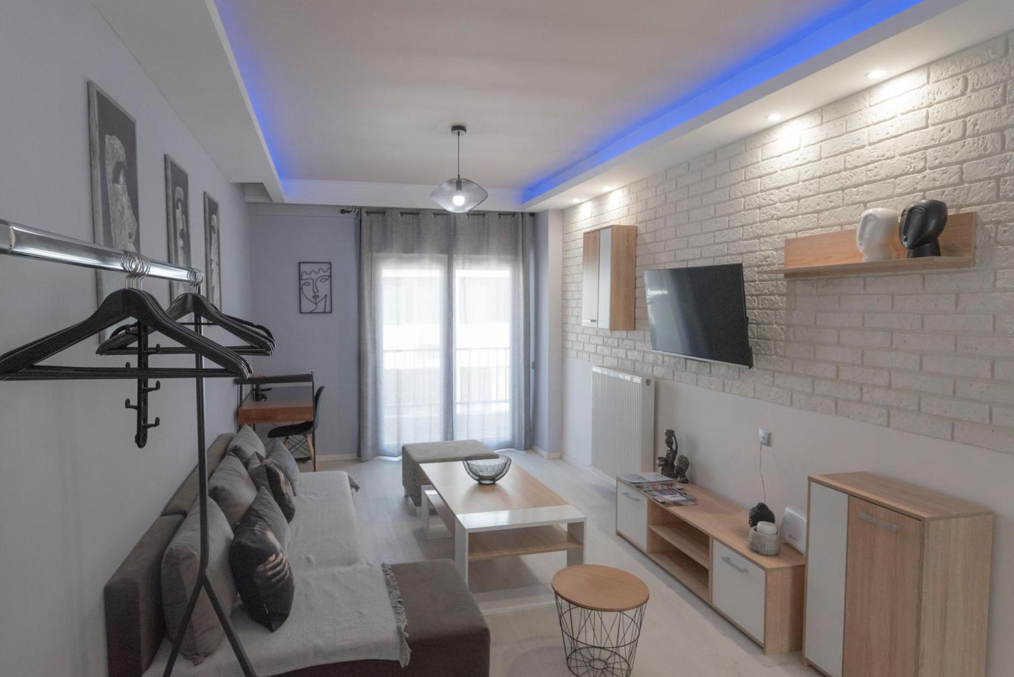 Vip Apt. Pezodromos Kalamarias Thessaloniki Exterior photo
