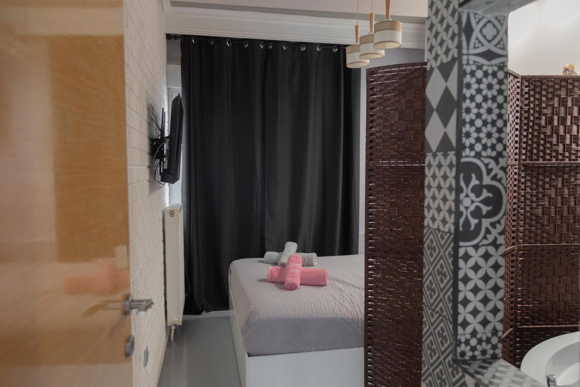 Vip Apt. Pezodromos Kalamarias Thessaloniki Exterior photo
